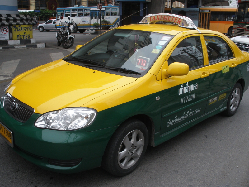 thai-taxi-driver1